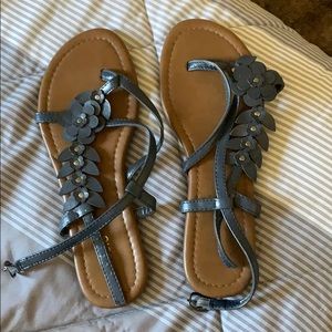 Flower sandals
